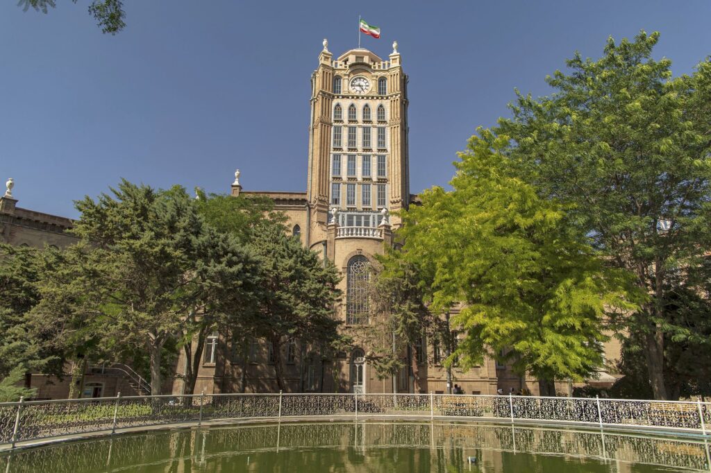 West_Iran_2000px_05