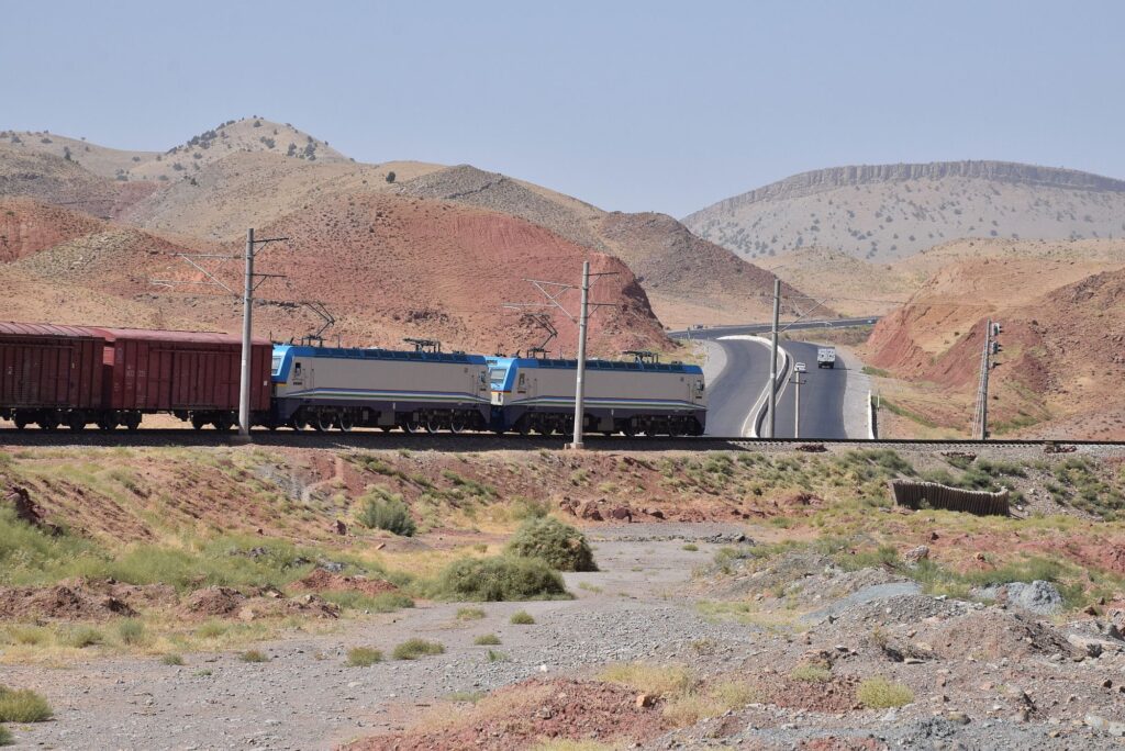 Usbekistan Zug 2000px 024