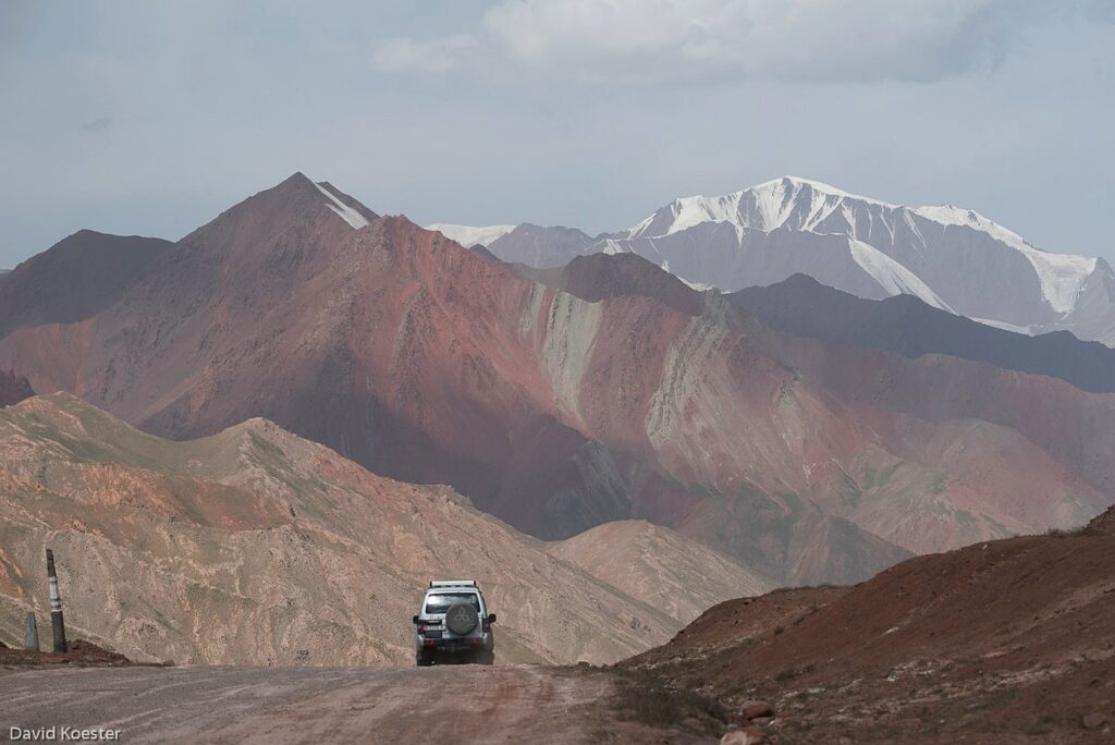 Pamir Highway opener 1 2000px