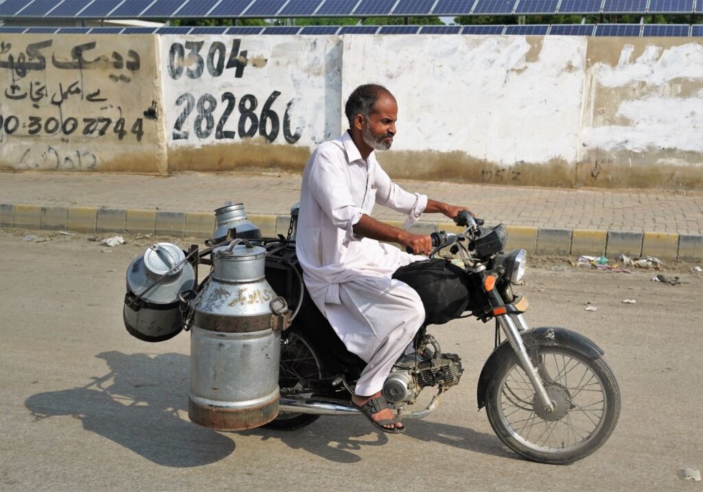 Pakistan-Lachmann-2000px-010