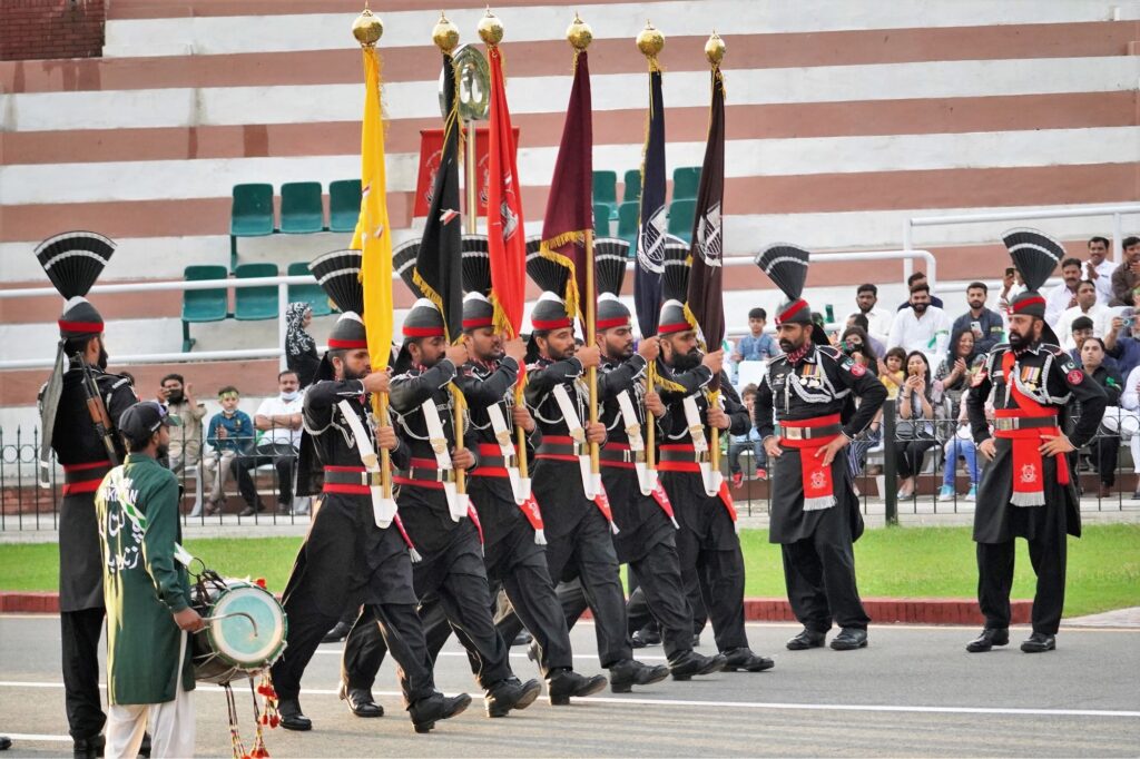 Pakistan-Lachmann-2000px-021-1